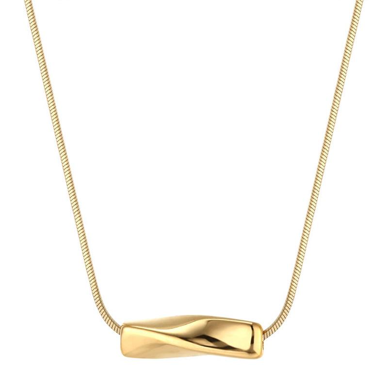 ins wind Mobius pendant necklace women do not fade light luxury niche collarbone chain