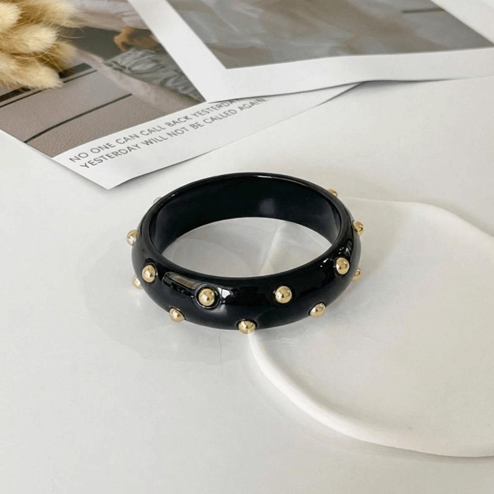 

Vintage Resin Bangle Punk Style Wide Bangle Metal Point Acrylic Bracelet Women Accessories чёрный