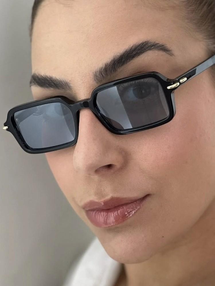 Occhiali da Sole Quadrati Vintage per Uomo Donna Lente Verde Oceano UV400 Montatura Rettangolare Occhiali alla Moda Borchie Occhiali da Sole