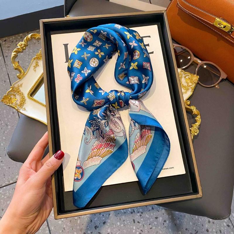 70cm Square Silk-Like Scarf Women Lightweight Fashion Accessory Office Chic Neck Wrap Stylish Print Design