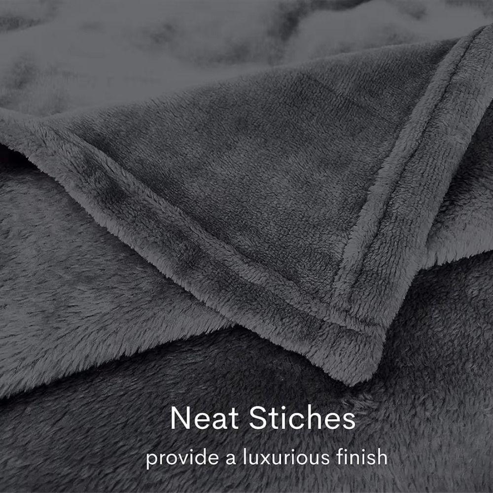 2 in 1 Travel Pillow and Blanket Set Foldable Soft Throw Pillow High-Quality Nap Quilt  Sofa