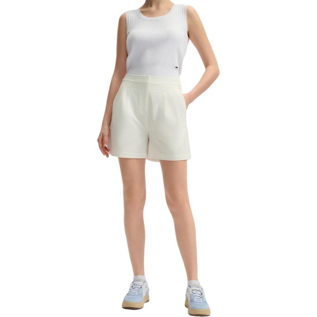 Fila White Series Comfortable Versatile Cool Feeling Logo Design Breathable Loose Mid Waist Three Quarter Casual Shorts Women Shorts F11W523803F-WT