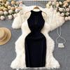 Elegantes ärmelloses Damen-Strickkleid mit Rundhalsausschnitt 6186 - Schlanke Passform, Bindegürtel, Hüftbetonendes Design für den Weg zur Arbeit