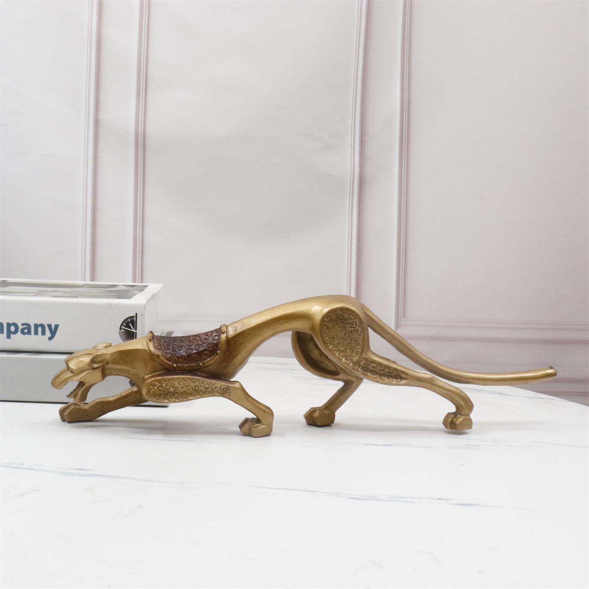 

Chinese Metal Leopard Ornament - Creative Holiday Gift and Office Decor