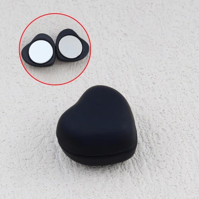 Magnetický uzávěr na košili ve tvaru srdce Bez zanechání stop Neviditelný zapínací mechanismus pro výstřih košile Mini klip na oblečení Denní oblečení