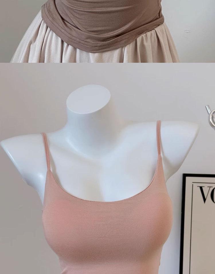 Slim-Fit Women's Camisole with Built-In Bra Pads – Anti-Expansion, Chest-Enhancing Inner Wear for Summer.