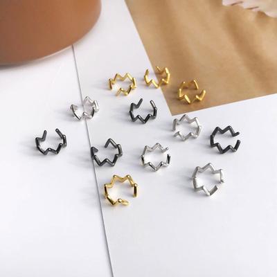 Boucles d'oreilles ondulées à clip, brillantes, mates, simples et polyvalentes, pour femmes