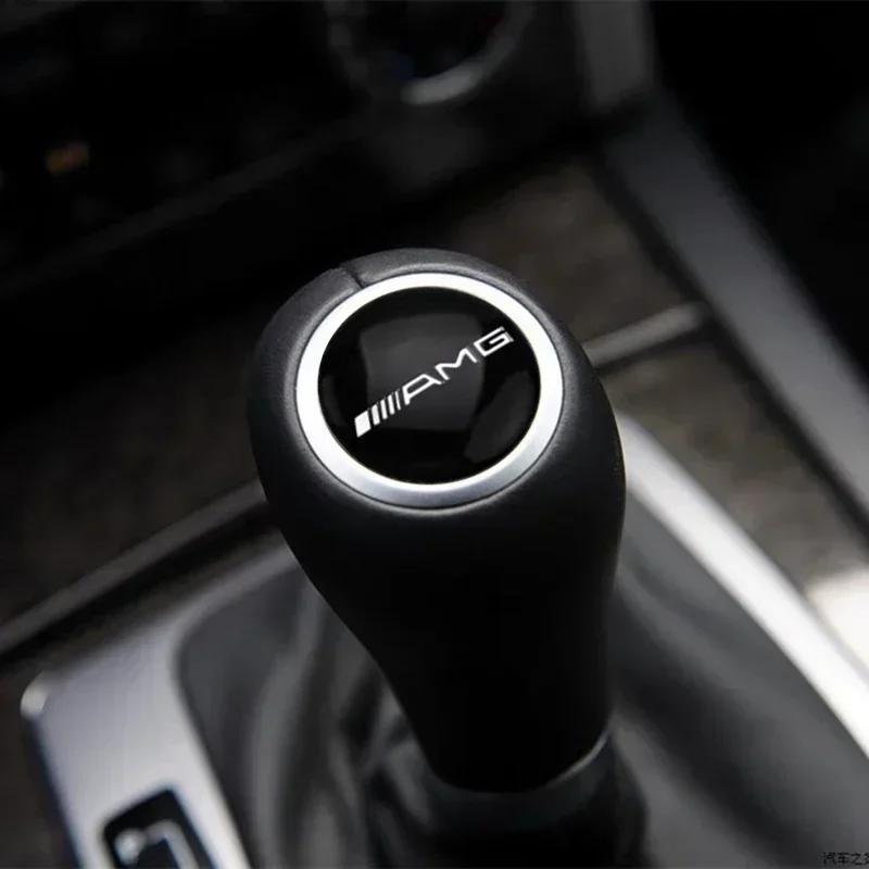 Bilklistermärke Ny 2025 För Mercedes Benz Bil Växelväljare Dekoration Växelväljare Huvud Emblem Klistermärke För Mercedes Benz AMG W204 W205 W20