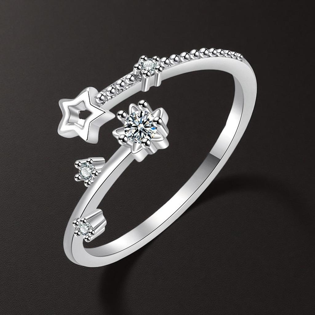 Simple Star Ring with Imitation Moissanite - Elegant Jewelry Popular in Europe, America, Japan, and Korea