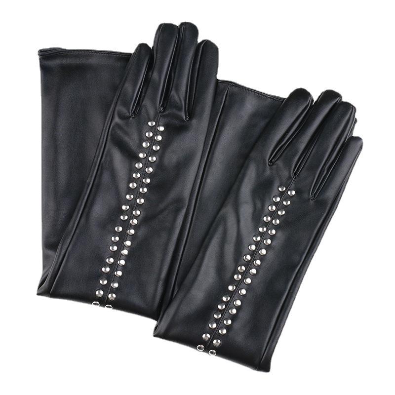 Nye damehansker i skinn Vår og høst Personlig europeisk og amerikansk stil Nitter Punk Svarte Sexy Forlengede PU-skinnhansker