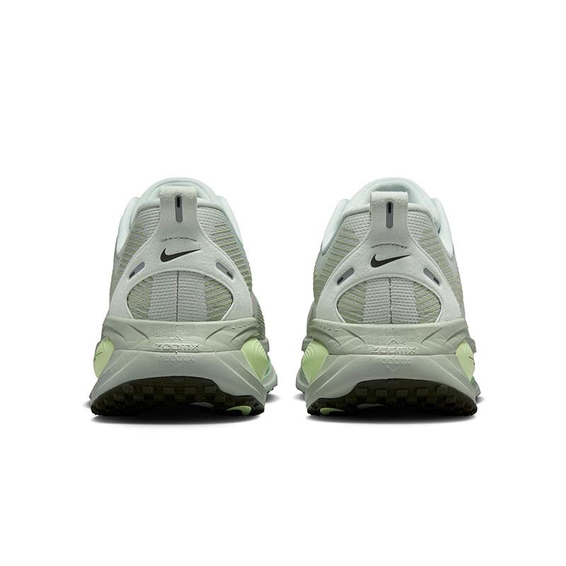 Nike Men's Vomero 18 Cushioned Running Shoes