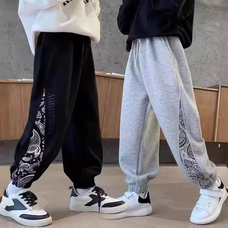 Boys' Autumn 2024 Sports Trousers - Stylish Loose Fit Sweatpants for Medium and Large Children