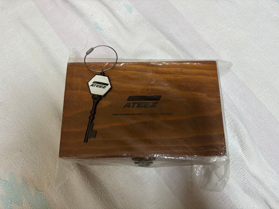 

[Б/У] ATEEZ Treasure Box