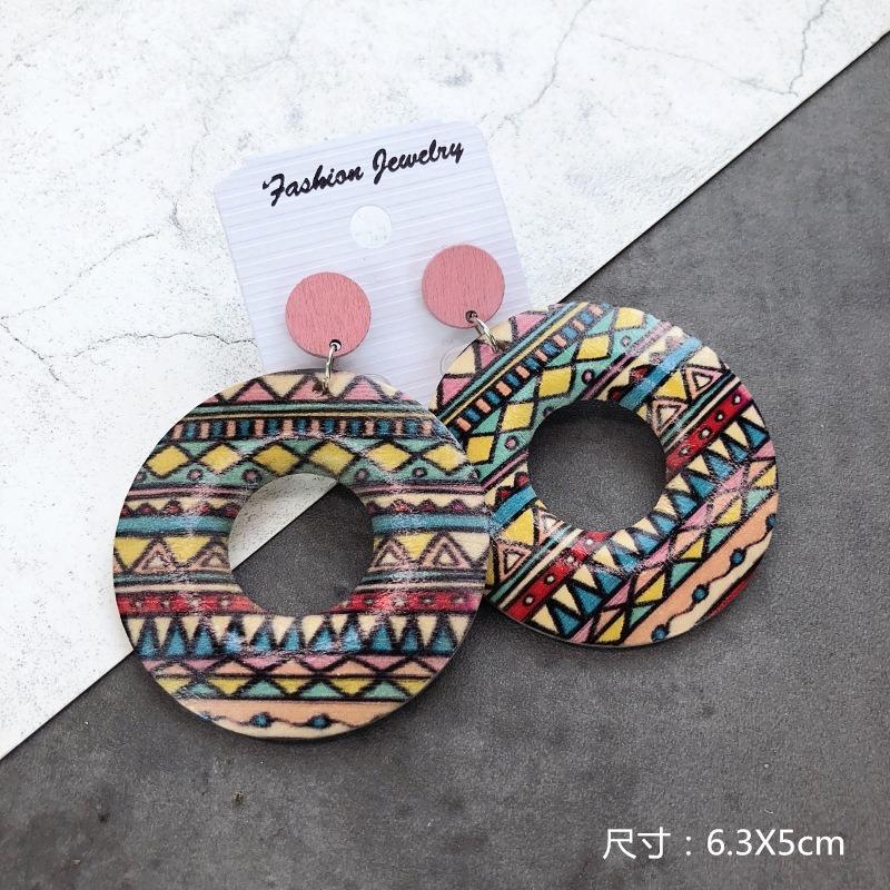 Bohemian Wood Earrings Women's Personality Exaggerated Print Flower Stud Earrings Vacation Versatile Temperament Earrings