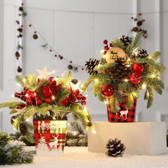 Desktop Christmas Tree Mini Artificial Pine Cones Red Berry Decor Festive Pot Display for Home And Party Scenes