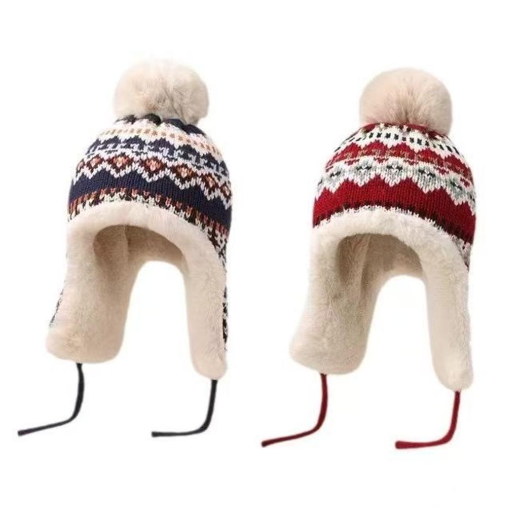 Knitted Hat for Children, Retro Cute and Versatile, Showing Off Face. Small Knitted Hat for Winter Cycling, Keeping Warm and Ear Protecting Hat