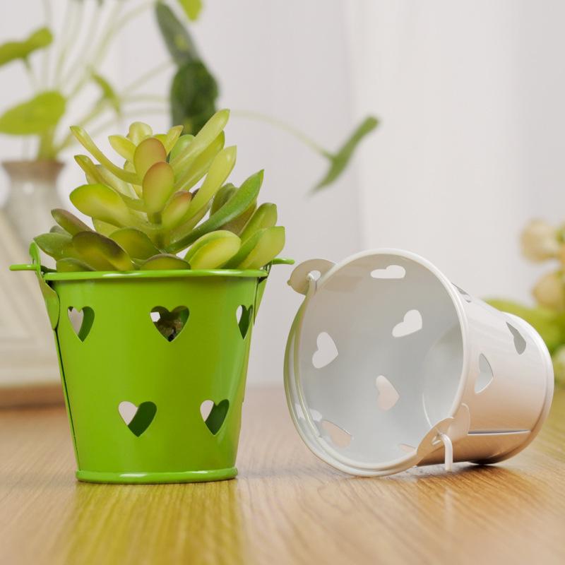 Mini Size Hollow Out Heart Shaped Iron Bucket Lovely Desktop Container Photo Props Creative Desktop Decoration Lipstick Holder