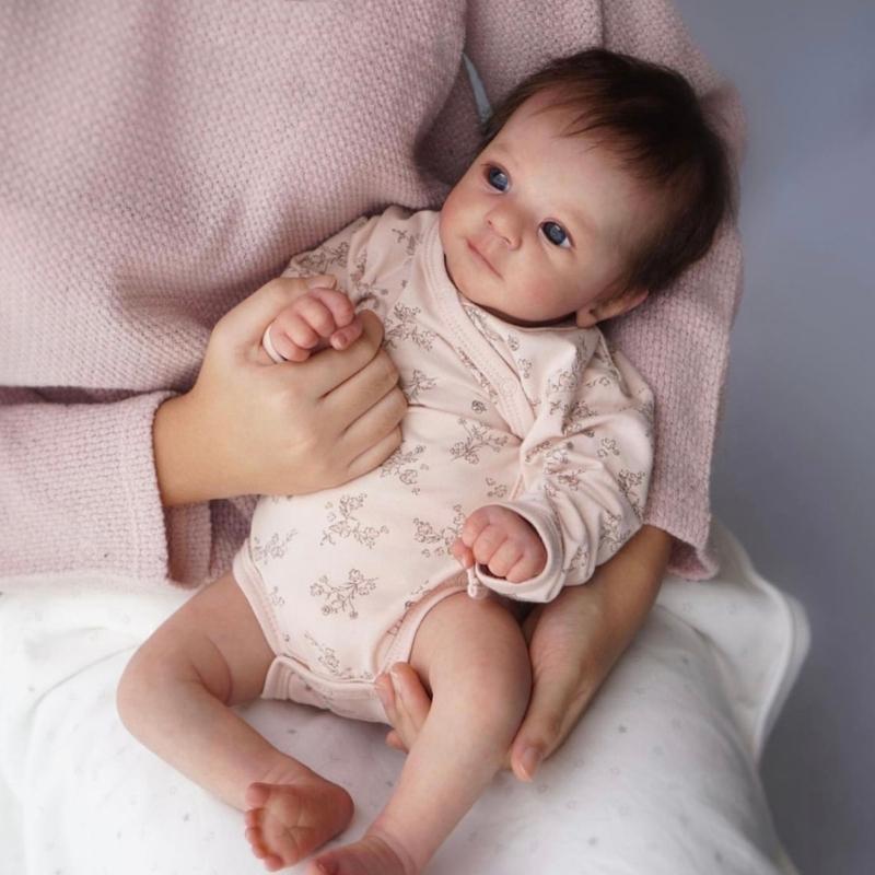 18in Collectible Cuddle Doll Soft Vinyls Caucasian Reborns Toy with Veins Kids and Grandma Best Companies Collector Toy