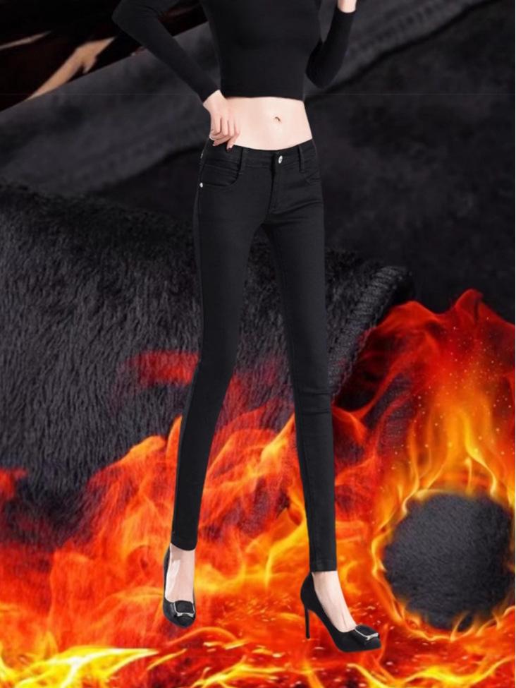 Damen Slim Fit Low-Waist Jeans mit Fleecefutter: Elastische, eng anliegende Cropped-Bleistifthosen