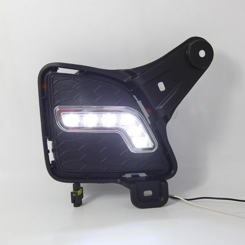 

Светодиодные дневные и противотуманные фары для Toyota Hiace 2010-2013