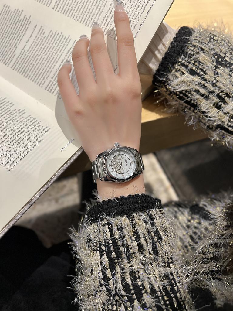 Lady quartz watch for African countries market