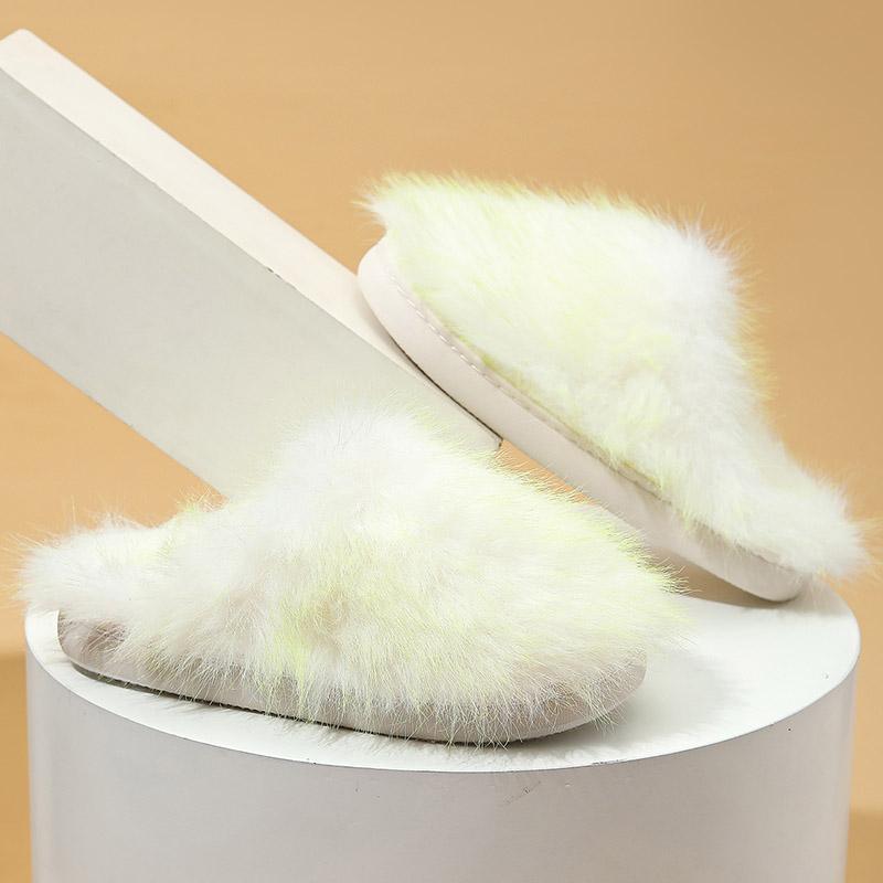 

Нові м які хутряні тапочки для жінок, критий спальню, теплі плюшеві шльопанці, легкі бавовняні тапочки зі штучного хутра на плоскому підборі 42-43 жовтий