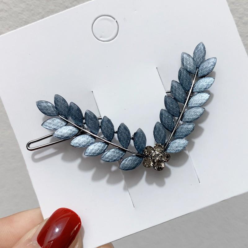 Elegant Blue Star Alloy Hair Clip - Minimalist Luxury Accessory