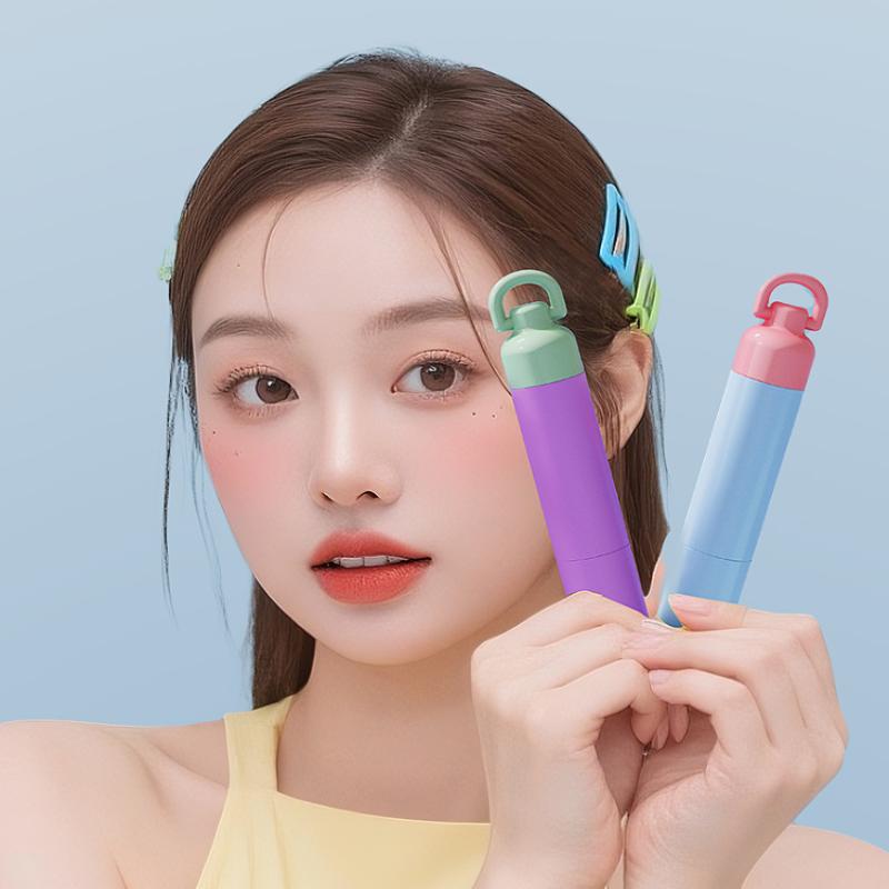 Portable No Wash Stain Remover Pen 1pc with Built In Cleaning Brush Effective for Clothes Coffee Wine Drink Stains