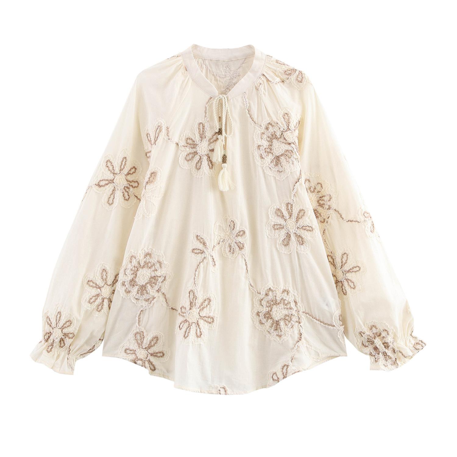 New spring and autumn women s European-American floral embroidery shirts S бежевый