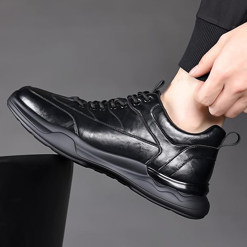 FashionMen Shoes slip on fashion Non-slip Leather Sneakers Lightweight Tennis Shoes Man outdoor Breathable Casual Shoes men flats