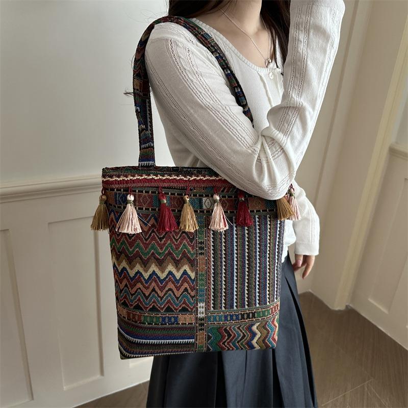 Tassel bag summer ethnic style messenger bag new shoulder bag large capacity series travel women's bag yellow