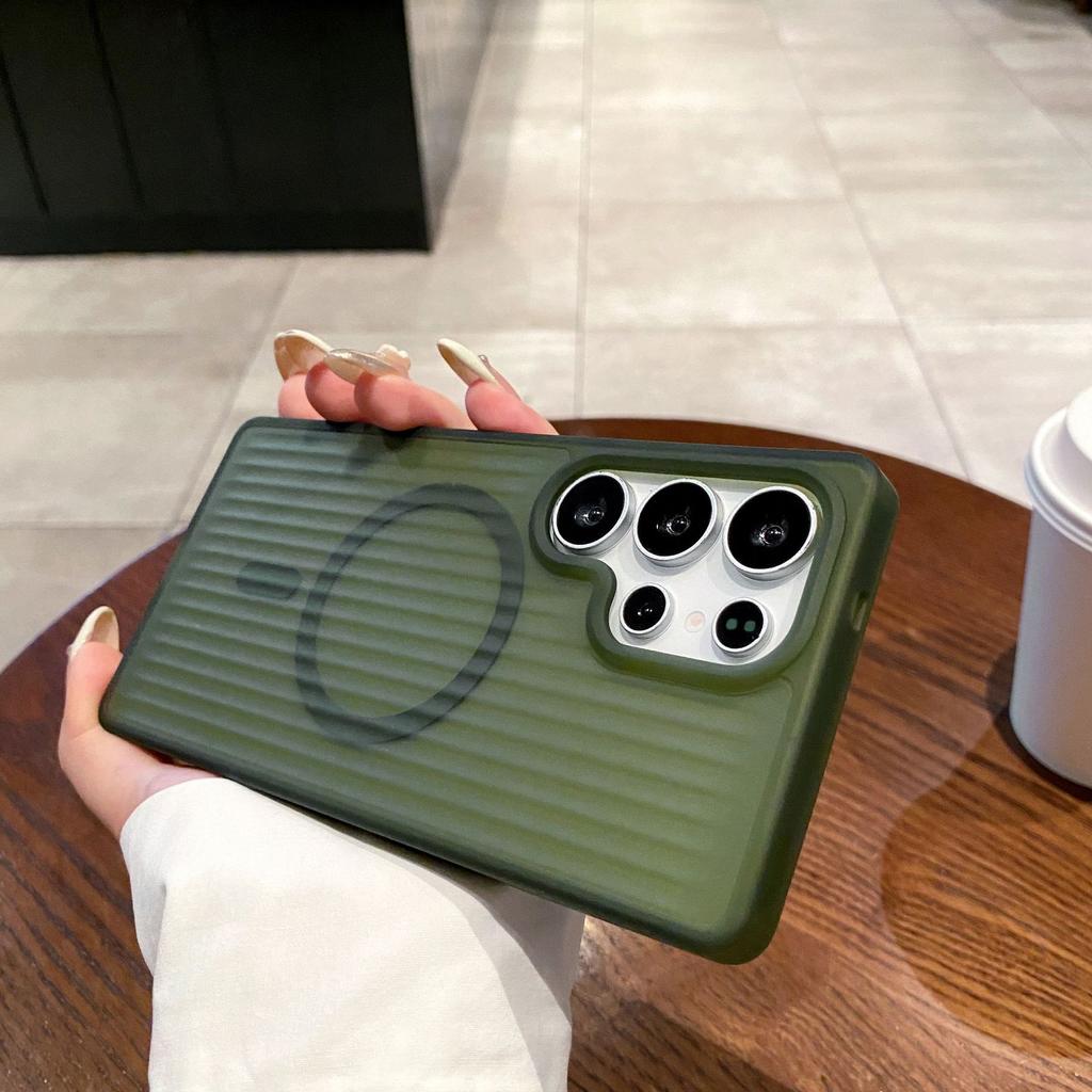 Samsung S25ultra Matte Skin feeling Mobile Phone Case S24plus Corrugated Plane Powerful Magnetic Case