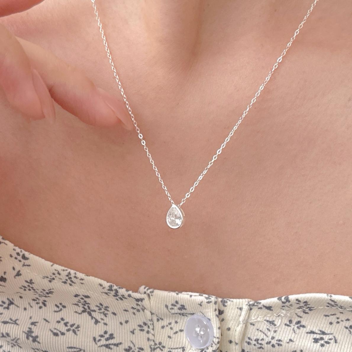 925 Sterling Silver Fashion Jewelry CZ Zircon Water Tear-drop Pendant Necklace for Women