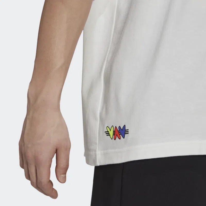 adidas T Shirts Men's White Crew Neck Moderate Straight Fit H61129