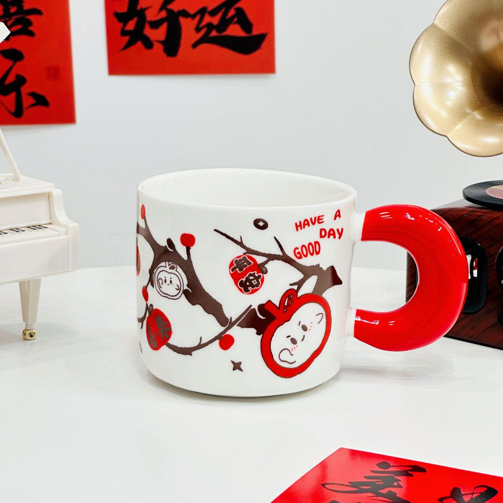 

Творческая и персонализированная керамическая чашка с крышкой-ложкой, праздничная кружка, симпатичная чашка для воды для девочек, сувениры для чашек 480ML