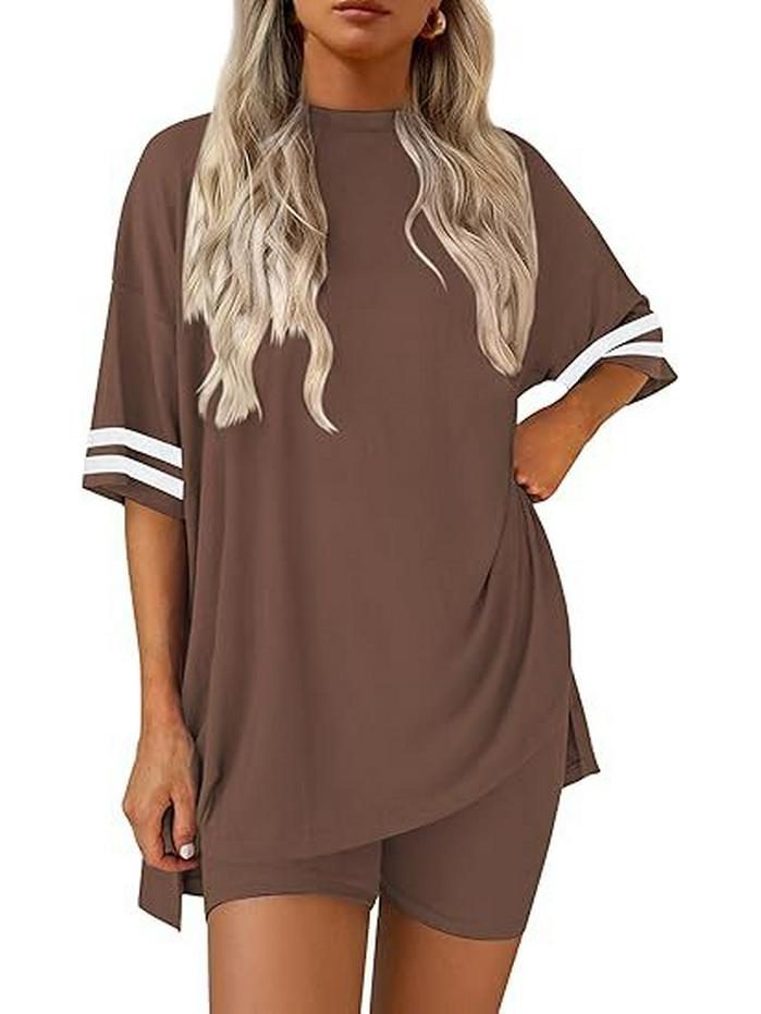 2026 Comfortable Women's Casual Round Neck T-shirt & Elastic Waist Shorts Set
