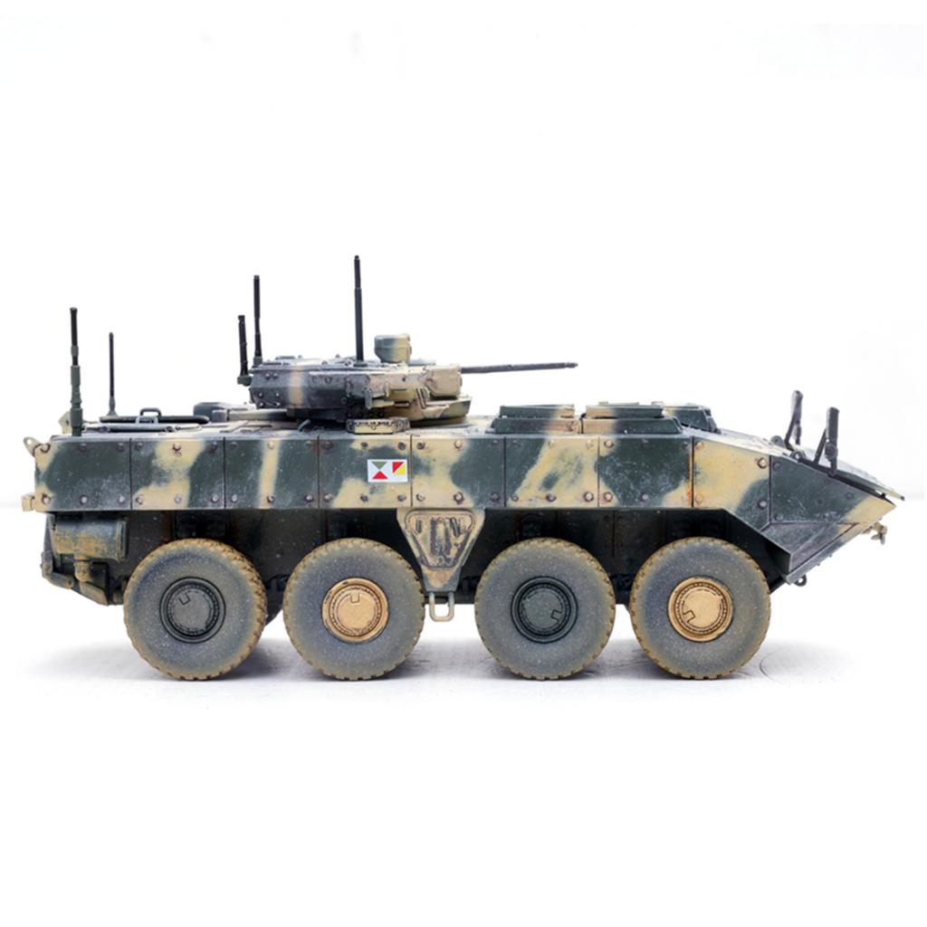 1/72 PN12221PC Russian IFV 8 * 8 Wheeled Armored Vehicle (desert Camouflage) Static Finished Model