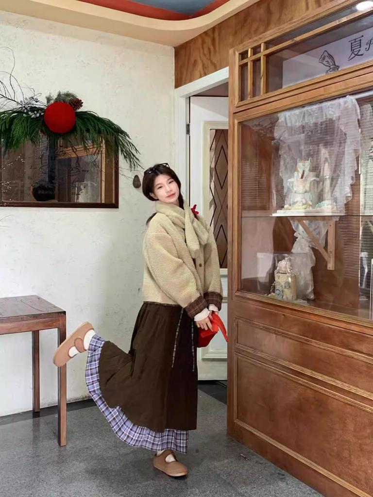 Japanese Retro Brown Plaid Double-Layer Cake Skirt for Women - Autumn/Winter Fake Two-Piece Design 