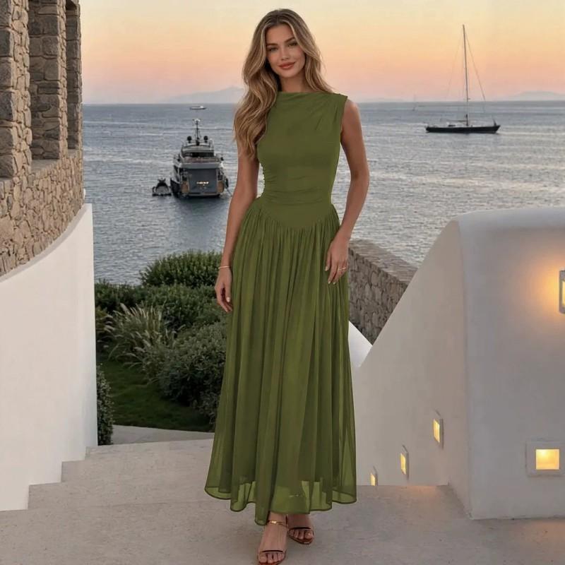 Elegantní bezešvé síťované večerní šaty s řaseným pasem, áčková, splývavá. Formální společenské šaty pro svatebního hosta.