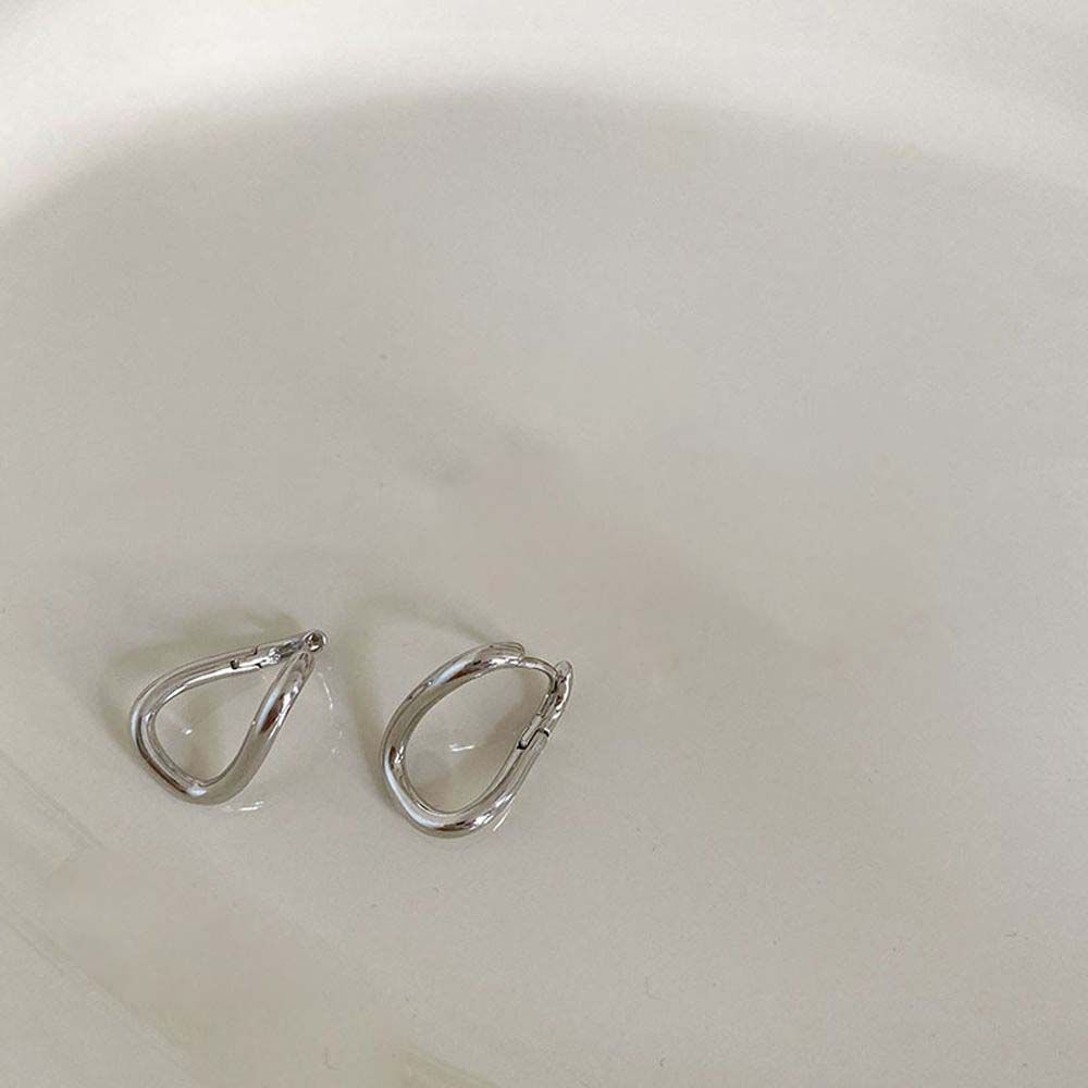 Fashion Geometric Twist Silver Ear Buckle Female Earrings Korean Style Ear Stud Fashion Jewelry