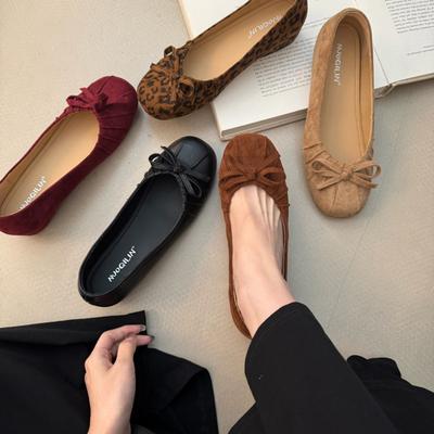 2025 Autumn New Bow Pleated Round Head Ballet Inner Height Increase Commuter Women's Shoes