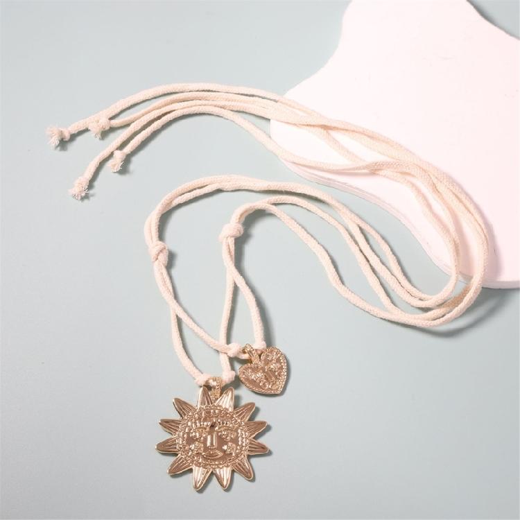 Stylish Sun and Heart Long Necklace Adjustable Neckchain Fashionable Jewelry Stylish Women's Accessories for Casual Wear