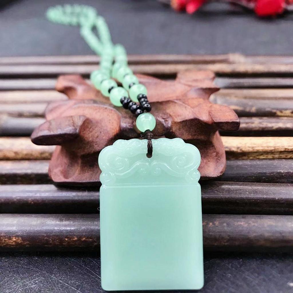 Imitace aventurínu Svetrový náhrdelník - Design zelí Guanyin od značek Wu Shi a Dragon & Phoenix