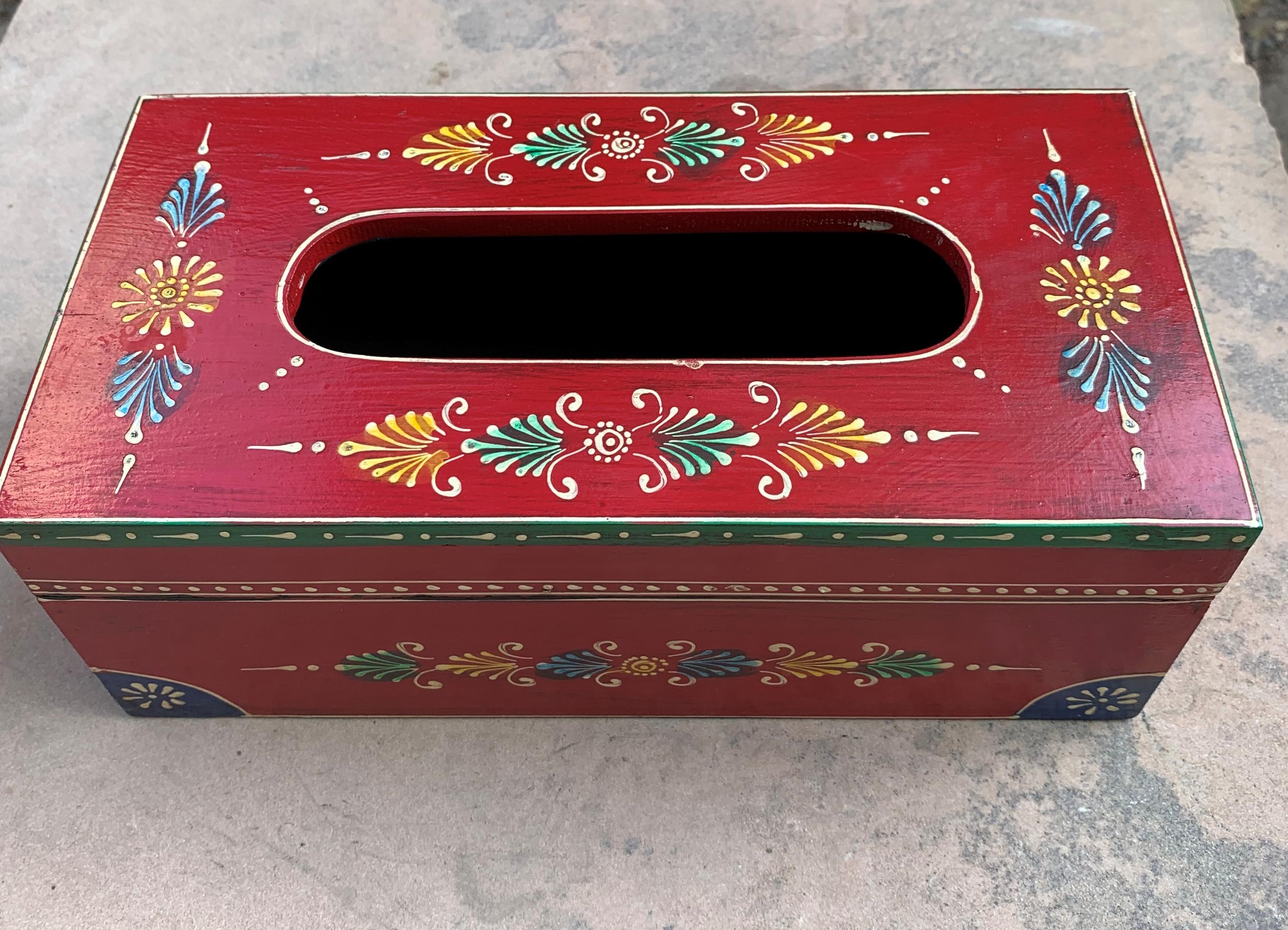 

Hand Painted Red Wooden Tissue Box Cover | Indian Folk Art Tissue Holder | Table Decor 4 x 10 x 5 (h x l x w) approx. красный