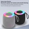 Kabelloser Bluetooth-Lautsprecher Wasserdicht RGB-Farblicht Stereo-Soundeffekt Bass Aufladbar Tragbarer Lautsprecher