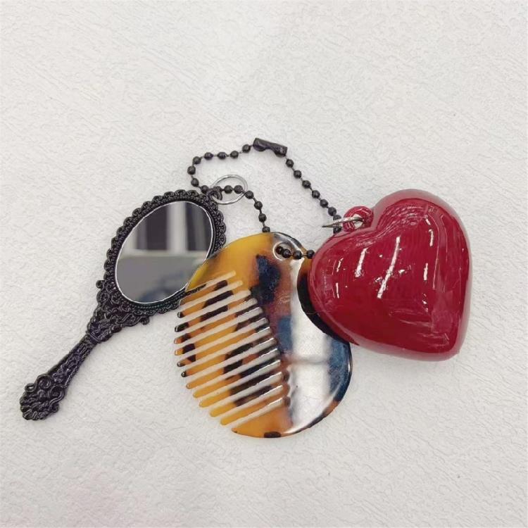 Leopard Print Comb Pendant Keychain Mirror and Heart Charm Keyring Daily Use Bag Pendant Beauty Tool Unique Gift