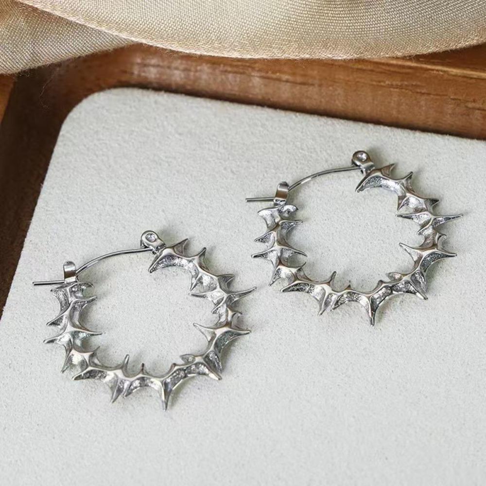 Personality Gothic Stainless Steel Circle Thorns Hoop Earrings for Women Street Punk Hip-hop Earrings Jewelry Accessories Gifts