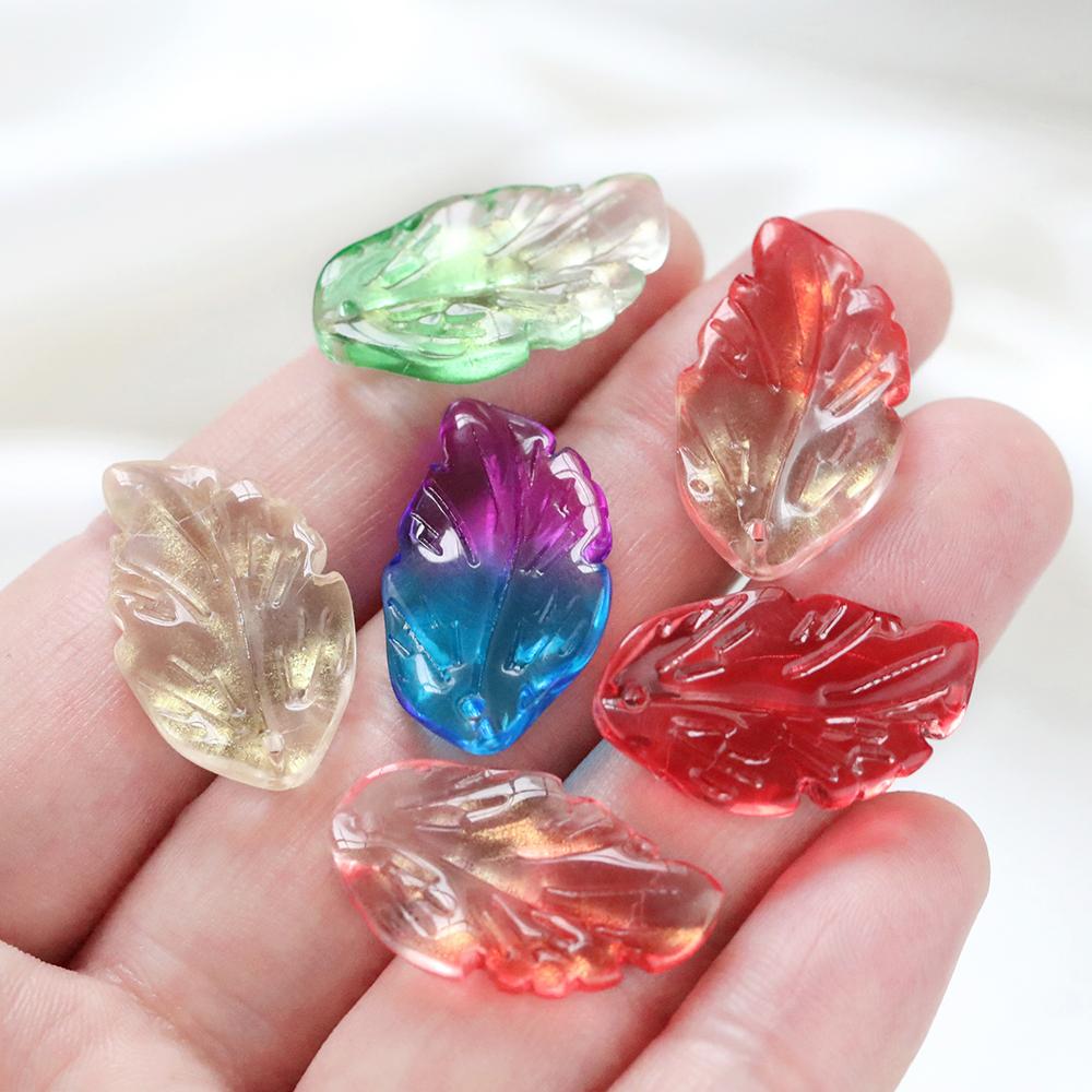 30pcs Green Glass Leaves Pendants Leaf Shaped Beads Loose Spacer Beads for Necklace Charms Bracelet Jewelry Making Accessories