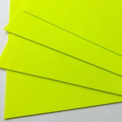 Fluoreszierende grüne Kydex-Thermoplastplatte für die Herstellung von Messerscheiden und Waffenkoffern – Heißplastikplatte, Kydex-Holstermaterial
