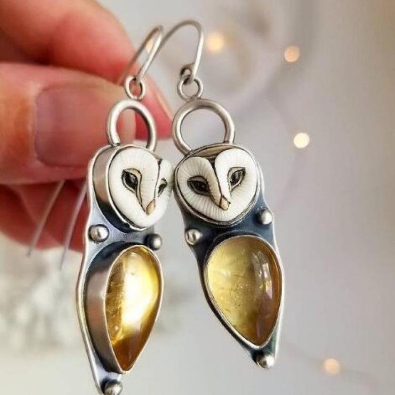 Retro Owl Cat's Eye Earrings: Unique High-End Women's Jewelry